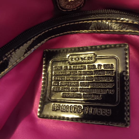 Coach Purse - Picture 4 of 10